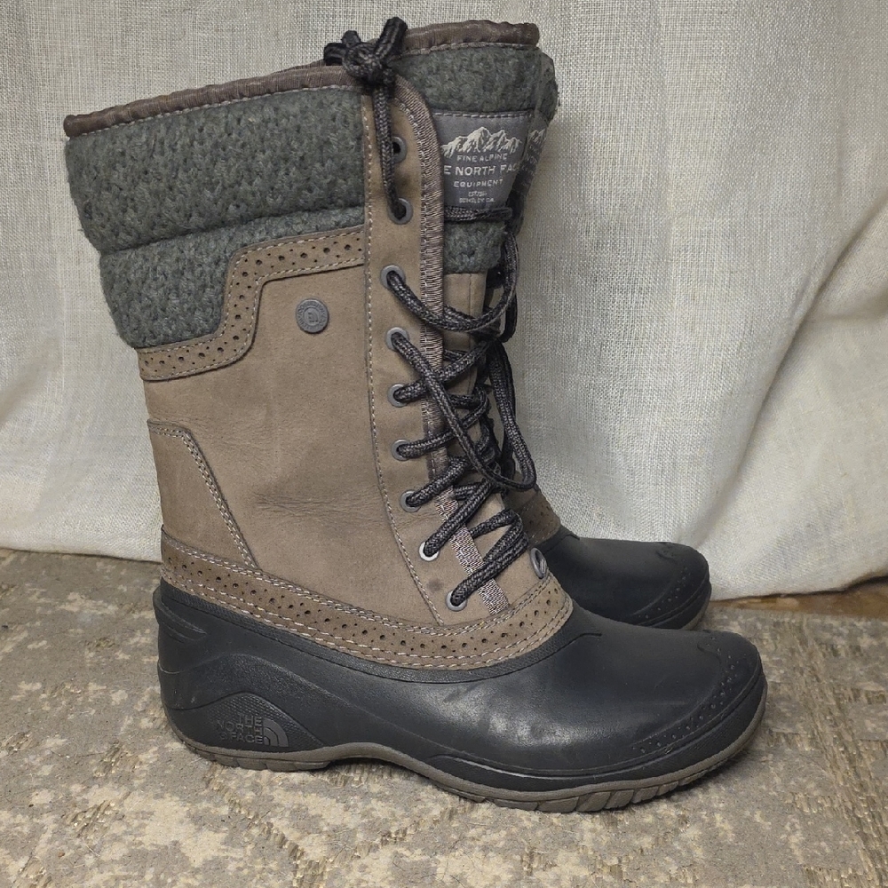 The North Face Women's Black and Brown Winter Boots
